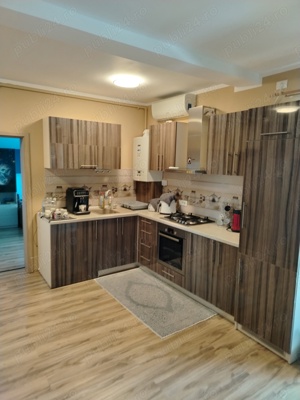 Proprietar vînd ap 3 cam decomandat bloc nou 2017 cu terasă acoperită de18m2 ap 60 m2 utili în zona  - imagine 3