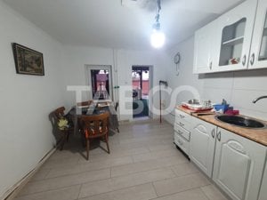 Casa cu 8 camere si 6 bai de Inchiriat in Fagaras  - imagine 8