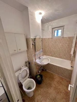 7 Noiembrie - Vanzare apartament 1 camera - Str. Republicii - imagine 8