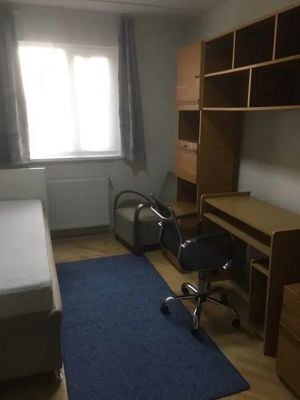 Dambu Pietros - Inchiriere apartament 3 camere - Str. Parangului - imagine 3