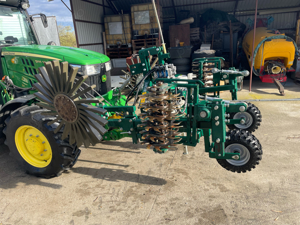 Vand prasitoare,vii si livezi ,Finger Weeder