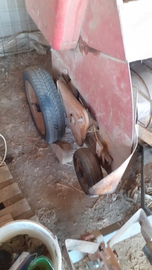 Vând balotiera New Holland - imagine 3