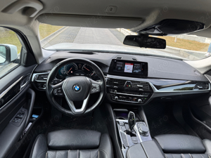 BMW Seria 5 - 520d  G30 - imagine 10