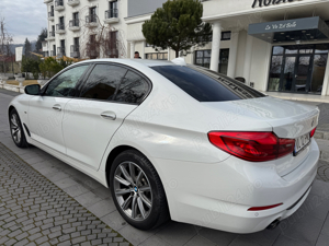 BMW Seria 5 - 520d  G30 - imagine 8