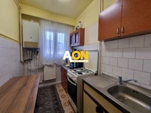 Apartament 2 camere, semidecomandat, Cetate - imagine 7