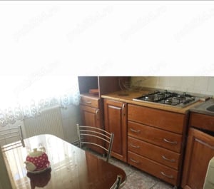 De vânzare apartament 2 camere piața Bălcescu  - imagine 4