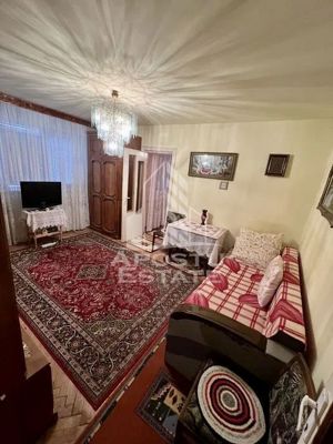 Apartament cu 2 camere la etajul 1, zona Sagului