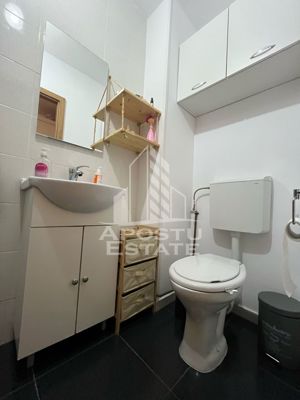 Apartament cu 3 camere,decomandat, 2 bai, etaj intermediar, Girocului - imagine 12