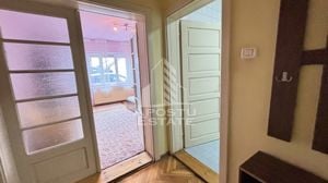 Apartament la casa, centrala termica proprie, zona Lunei - imagine 6