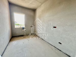 Apartament cu 3 camere, decomandat, 2 bai, etaj intermediar, Giroc - imagine 3