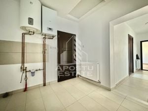 Apartament cu 2 camere, etaj 1,  pod propriu, la asfalt, Giroc - imagine 5