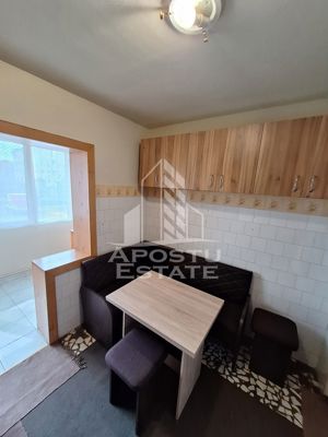 Apartament cu 3 camere, decomandat, zona Girocului - imagine 3