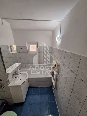 Apartament cu 3 camere, decomandat, zona Girocului - imagine 12