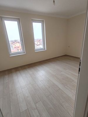 Oportunitate, apartament deosebit, finisaje lux, zona faina,Giroc - imagine 2