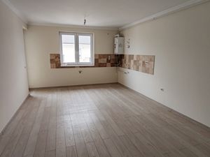 Oportunitate, apartament deosebit, finisaje lux, zona faina,Giroc - imagine 3