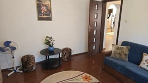 Inchiriez apartament de 3 camere decomandat, in Deva, zona Carpati (BLOCURILE MAI NOI), etaj 2, boxa - imagine 5