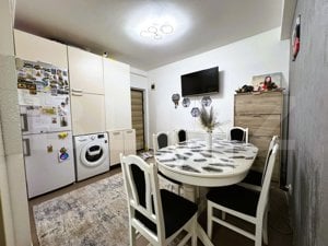 Apartament 3 camere, zona Penny