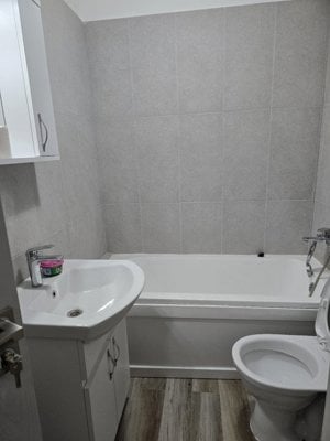 Apartament de 2 camere, decomandat, 50 mp, centrala, parcare, zona Aparatorii - imagine 4