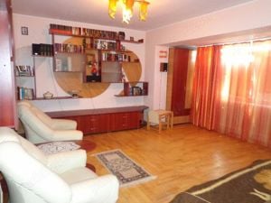 Apartament cu 2 camere, zona Unirii, etaj 2 - imagine 3