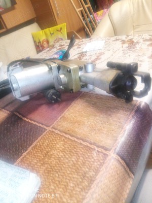 Ciocan rotopercutor Hitachi 