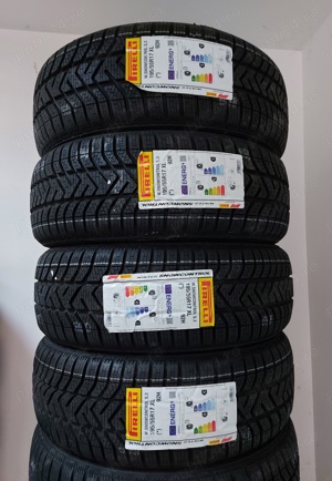 Anvelope iarna 195 55 17 Pirelli SnowControl • NOI !!!