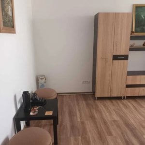 Apartament de 2 camere, decomandat, 55 mp, zona Eroii Revolutiei  - imagine 2