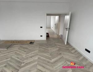 Apartament 3 camere zona Selimbar - imagine 4