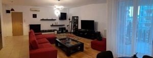 AP. 3 CAMERE PARCUL CAROL, PARCARE, PET-FRIENDLY, METROU 15 MINUTE - imagine 2