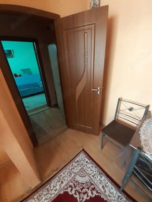 Apartament 2 camere,etaj 3 - imagine 2