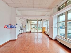 AZURA Imobiliare - Spatiu Comercial Stradal Pitesti, Vitrina Mare - imagine 3