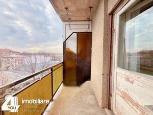 Apartament 3 camere Bd.Revolutiei-Podgoria,80 mp cu termotecă+garaj - imagine 11