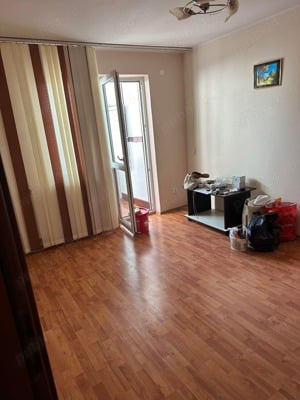 Apartment de închiriat 3 camere etajul 2 ,Str Bulevardul Epureanu nr33,număr de contact  .  - imagine 8