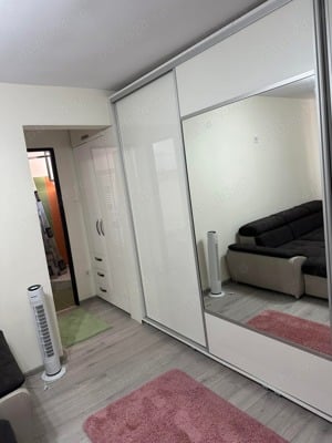 Apartment de închiriat cu 2camere Str Vasile Pârvan nr 4 blD3 Et 4 nr de contact  .         - imagine 2