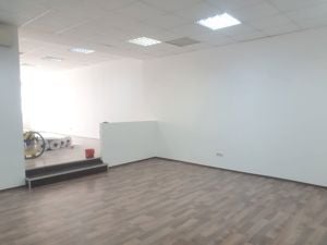 Comision 0! Inchiriere showroom/birouri in zona Politehnica - 135mp - imagine 5