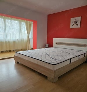 Apartament cu 3 camere în Girocului decomandat renovat complet mobilat si utilat integral centrala - imagine 9