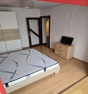 Apartament cu 3 camere în Girocului decomandat renovat complet mobilat si utilat integral centrala - imagine 14