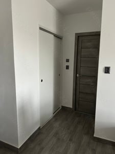 Proprietar vând apartament 2 camere,decomandat în zona Lipovei - imagine 3