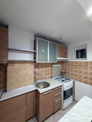 Închiriez apartament 3 camere lângă metrou 1 decembrie 1918, sector 3 - imagine 7