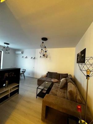 Apartament 3 camere, 3 - 4 min metrou Mihai Bravu, parcare inclusa, centrala - imagine 2