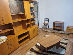 Apartament 2 camere,ultracentral,Simeria - imagine 3