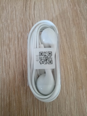 Vând caști cu microfon,mufa jack,noi nouțe.