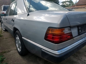 Oldsmobile!! Mercedes E230 W124 an fabricatie 1991 - imagine 4 Oldsmobile!! Mercedes E230 W124 an fabricatie 1991 - imagine 4