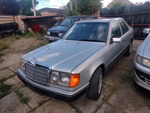 Oldsmobile!! Mercedes E230 W124 an fabricatie 1991 - imagine 3 Oldsmobile!! Mercedes E230 W124 an fabricatie 1991 - imagine 3