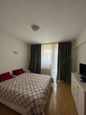 Închiriez apartament central  - imagine 5