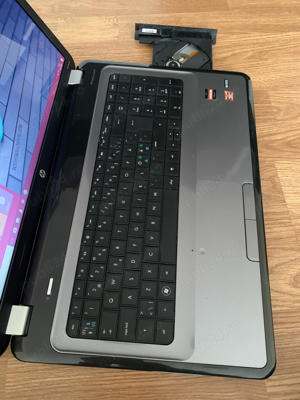 Laptop HP Display mare 17,3 inch Led,Windows 10 Pro,6gb ram ddr3, 700gb memorie perfect functional. - imagine 4