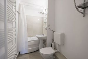 Apartament spațios, modern și gata de mutare! - imagine 12