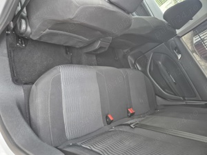 Vând Peugeot 308,AN 2017, 1,6HDI AUTOMAT,PREȚ 6450 - imagine 4