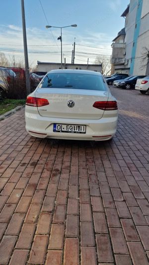 Volkswagen Passat Sedan 2.0 TDI Comfortline - imagine 4