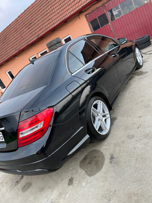 Mercedes C250 CDI 4matic 204cp - imagine 10