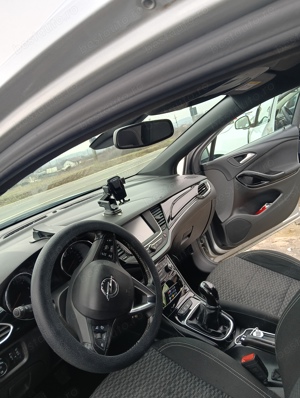 Vând Opel Astra sport tourer k 2017 Rarul pe 20 Martie  - imagine 1